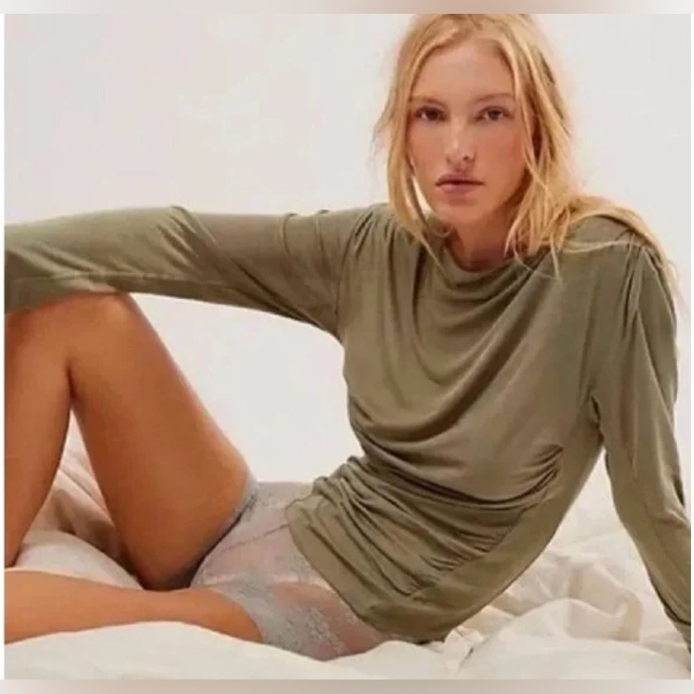 Free People Intimately Night We Met Top in green
B1
